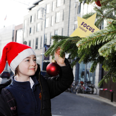 Focus Ireland calls on Irish businesses to ‘Sponsor A Star’ on the charity’s iconic Grafton Street tree this Christmas in a bid to end homelessness