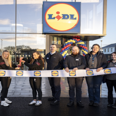 Lidl Maigh Cuillin Abú: Lidl welcomes local LGFA stars to open new Moycullen store