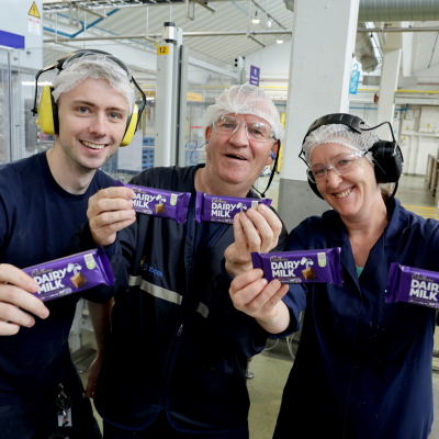 Mondelēz International partners with Amcor to announce ~300 million UK&I Cadbury sharing bars to have 80% recycled plastic packaging 